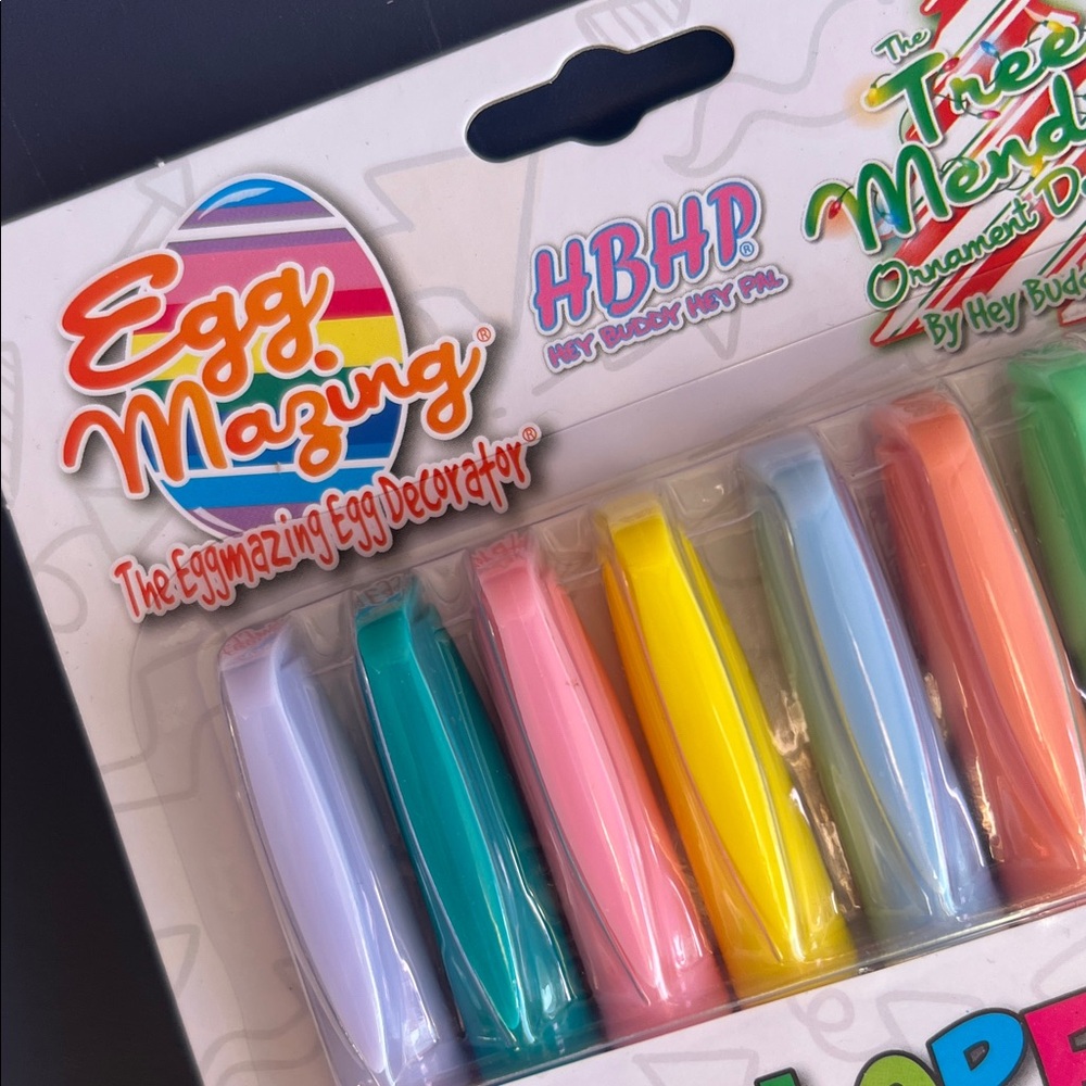 Eggmazing Easter Egg Decorator 8-Colorful Non-Toxic Pastel Marker Set - Picture 2 of 4